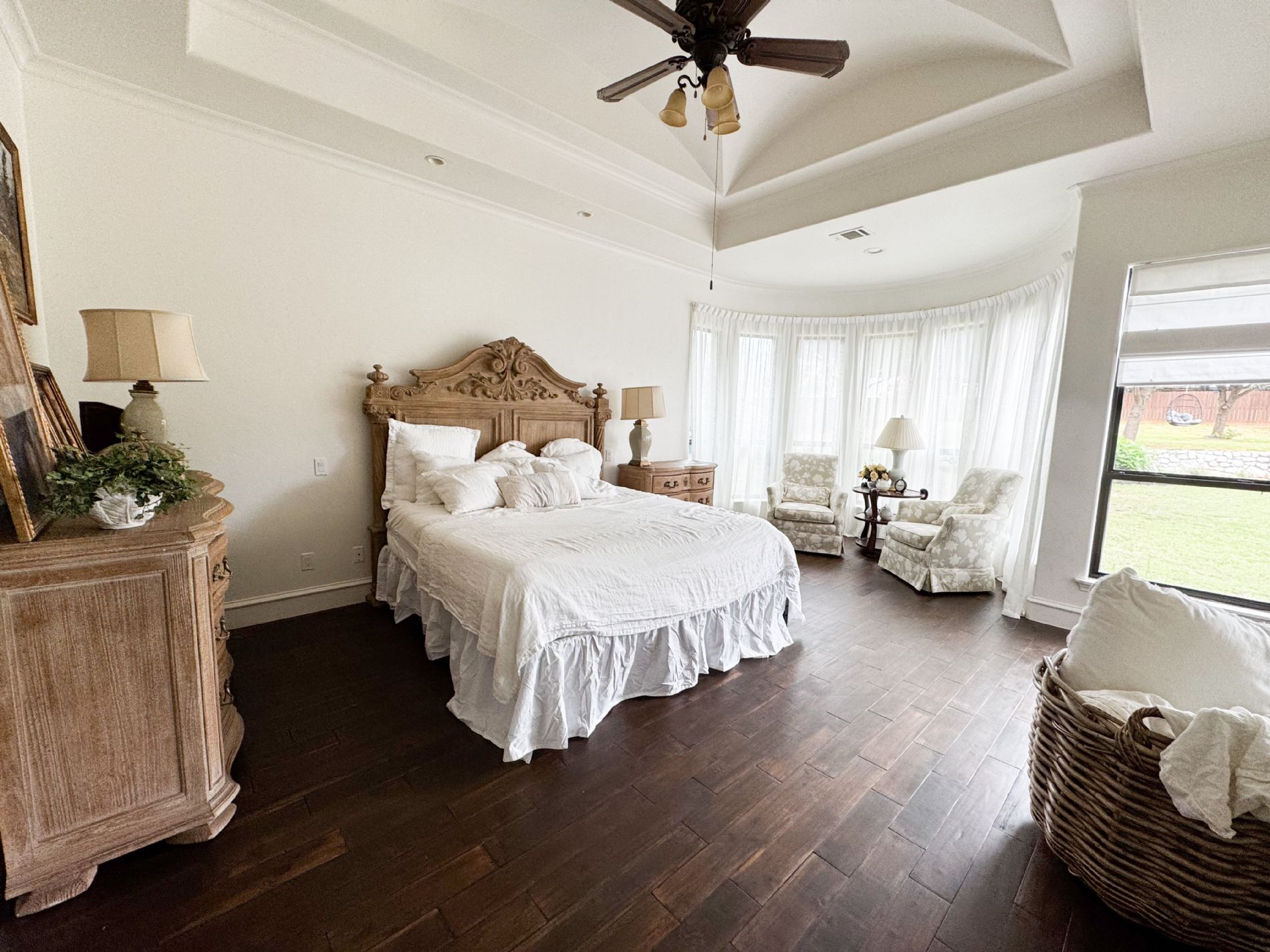 Master bedroom  Master bedroom