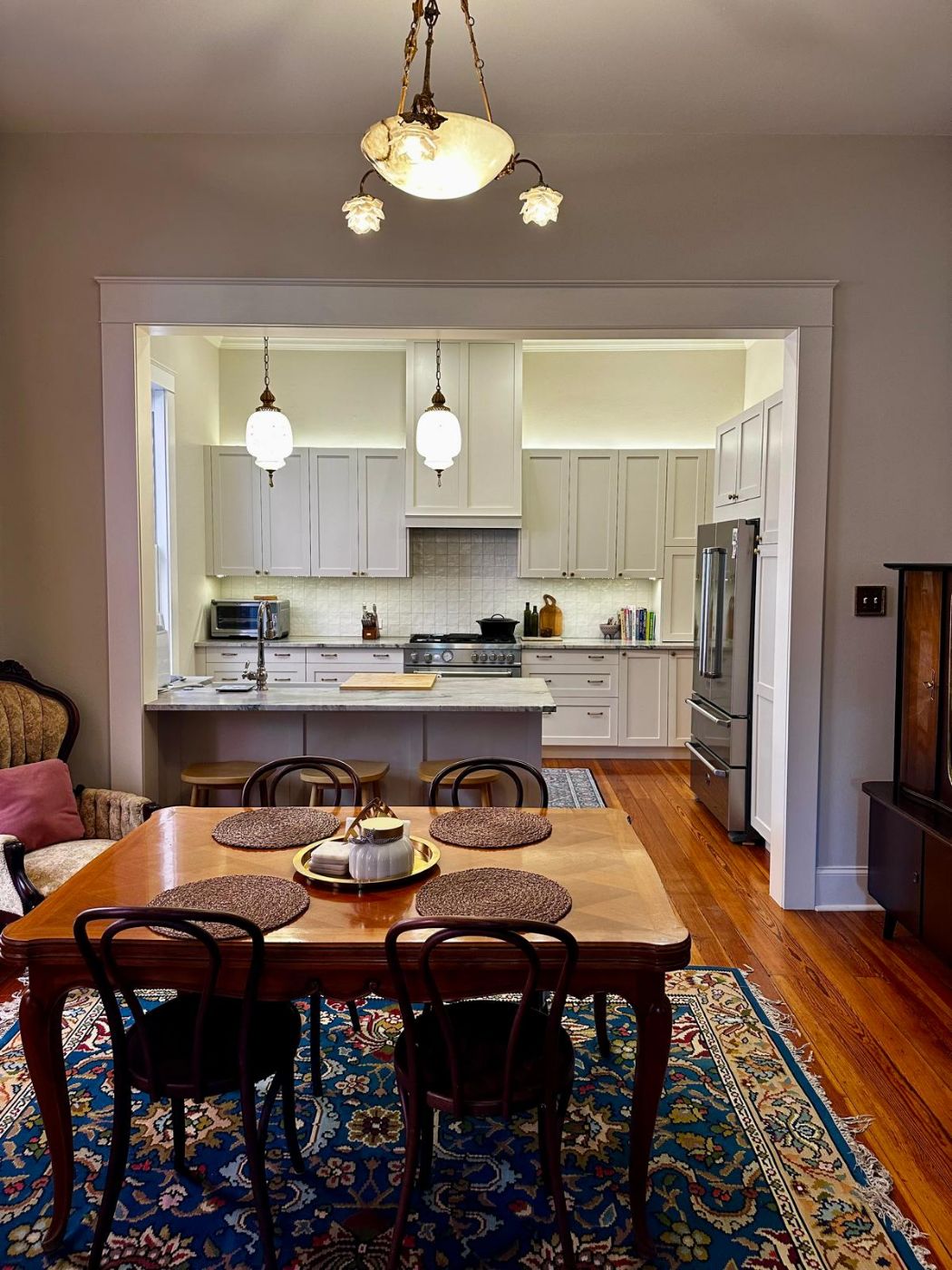 Kitchen and Dinning Area