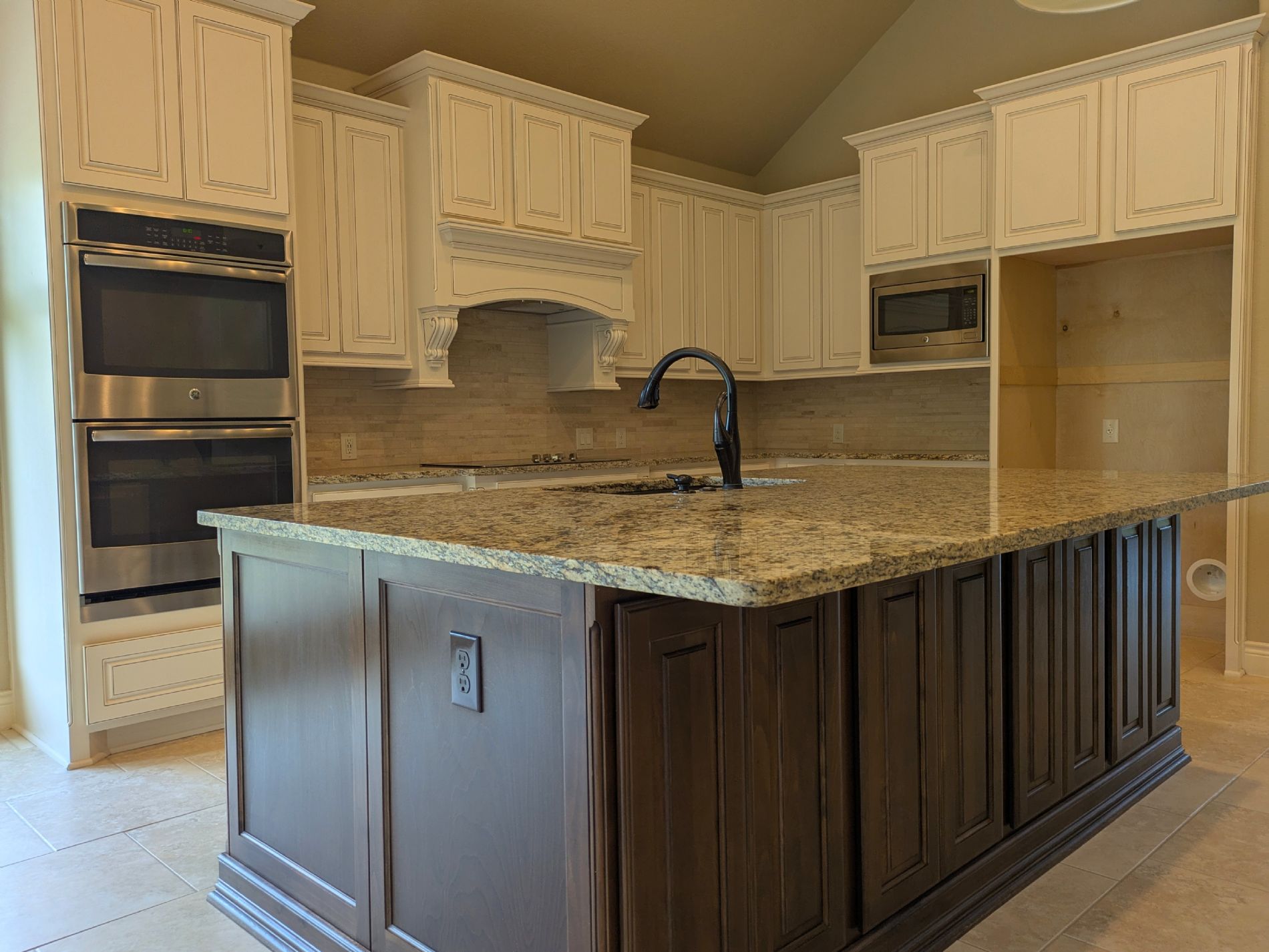 Kitchen Island Kitchen Island